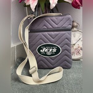 NY Jets Logo Gray Quilted Crossbody Bag